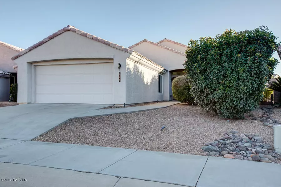 339 W Continental Vista Place, Green Valley, AZ 85614