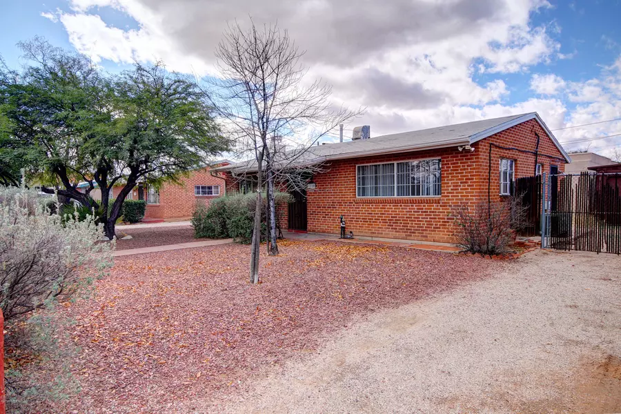 1149 N Santa Rosa Avenue, Tucson, AZ 85712