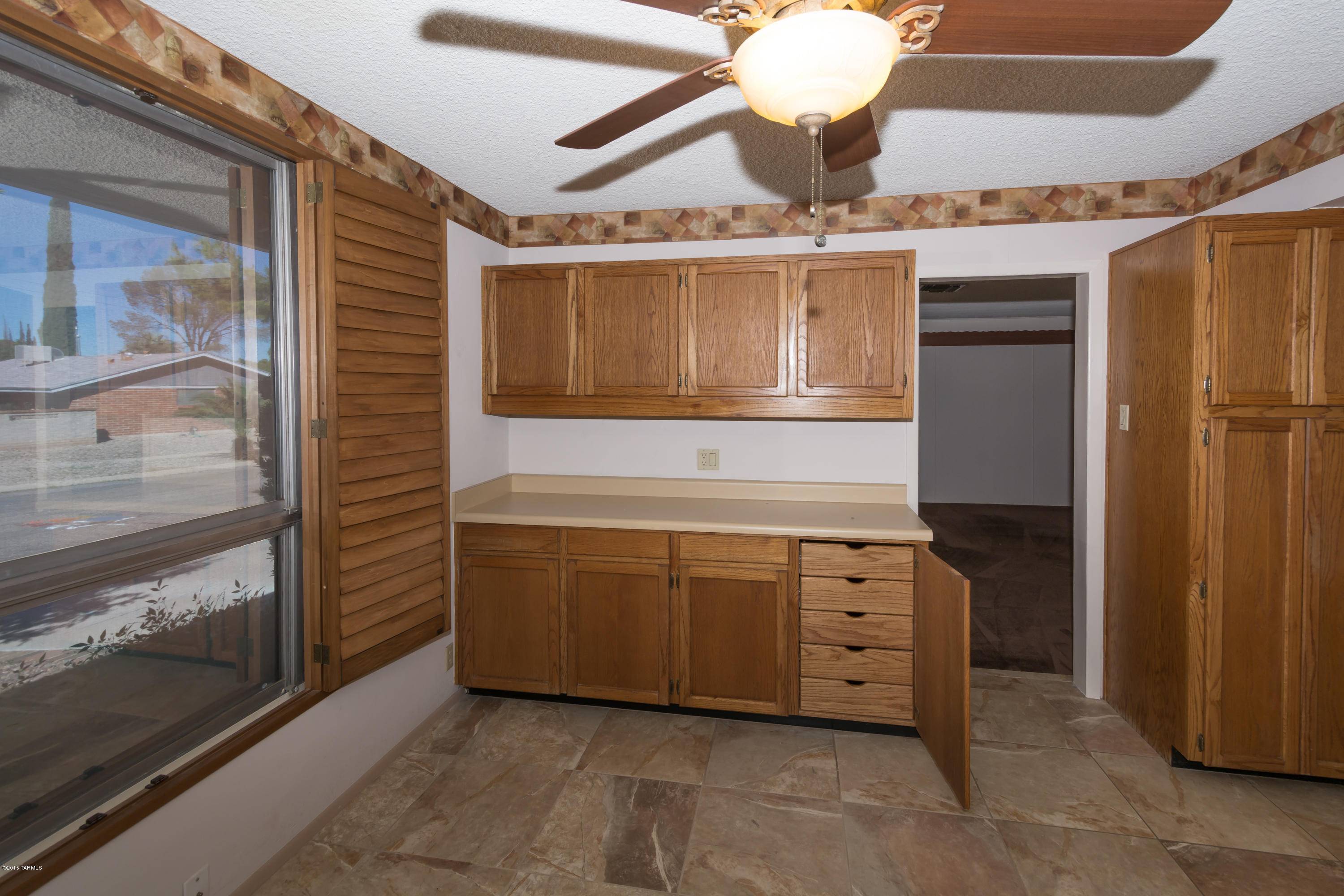 Tucson, AZ 85710,845 S Santa Ana Drive