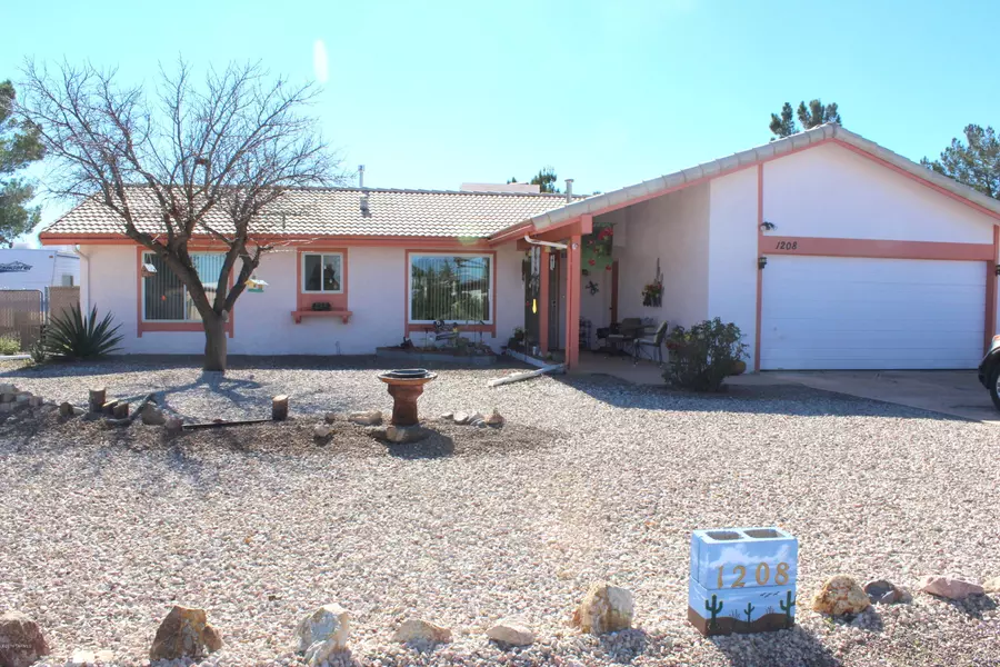 1208 E Klassen Court, Pearce, AZ 85625