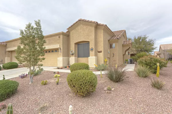 490 W Aspenwood Street, Green Valley, AZ 85614