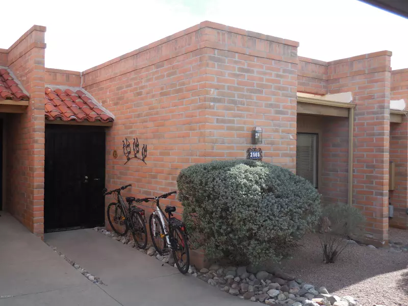 2505 S Calle Cervantes, Green Valley, AZ 85622