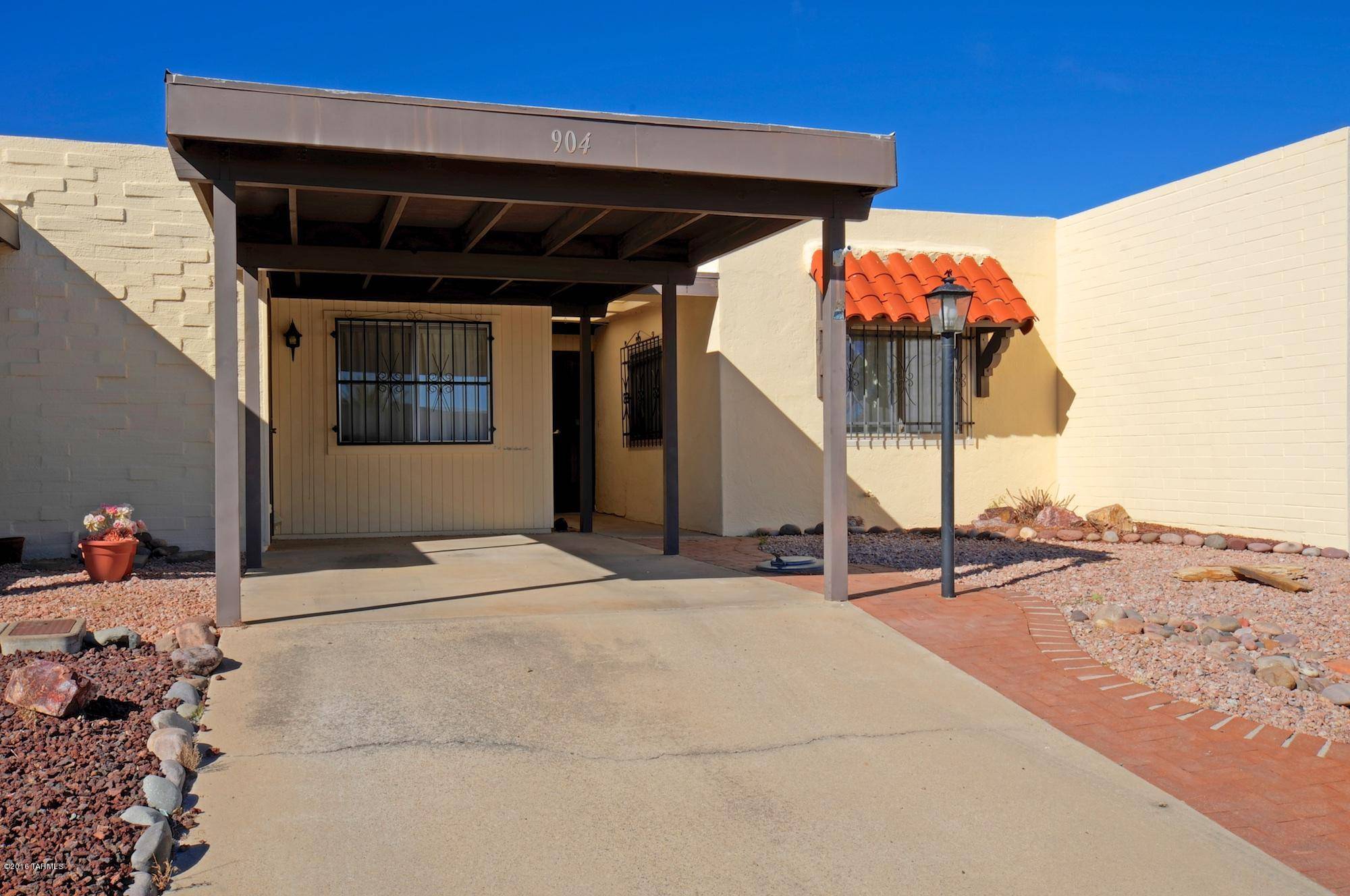 Green Valley, AZ 85614,904 S Clara Vista Circle