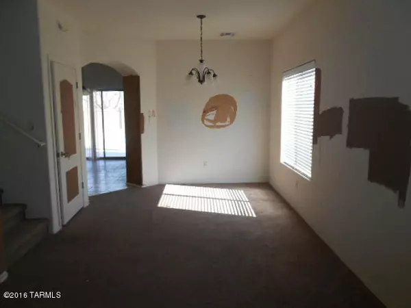 Sahuarita, AZ 85629,274 W Calle Franja Verde