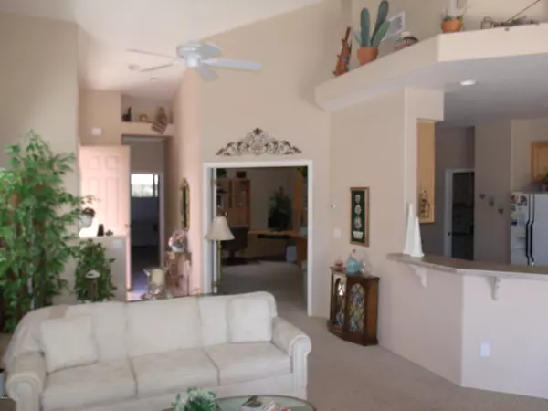 Oro Valley, AZ 85755,13401 N Rancho Vistoso Boulevard #22