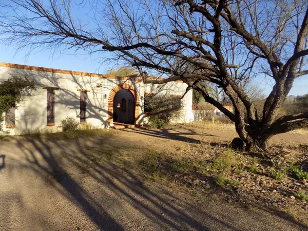 Tubac, AZ 85646,6 PAVER Court