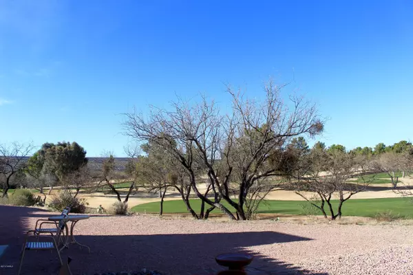 1368 W Desert Hills Drive, Green Valley, AZ 85622