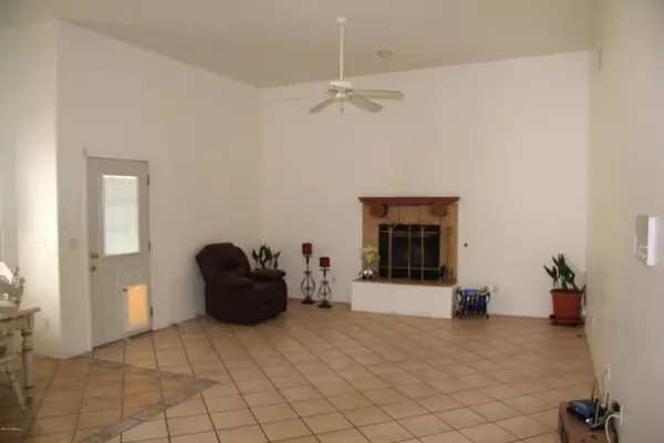 Tucson, AZ 85742,10310 N Camino De La Tierra