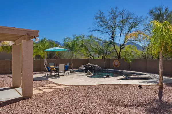 Oro Valley, AZ 85755,725 W Bougainvillea Drive