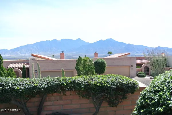 3801 S Via De La Urraca, Green Valley, AZ 85622