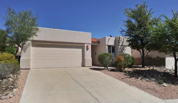 5136 N Sabino Fairway Place, Tucson, AZ 85749