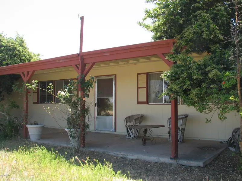 3369 W Mohawk Place, Benson, AZ 85602