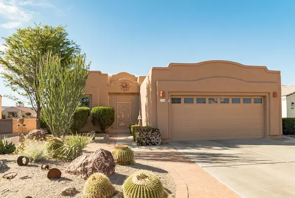 2764 S Greenside Place, Green Valley, AZ 85614