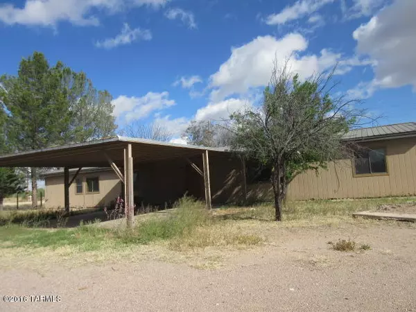 Amado, AZ 85645,17 County Line Road