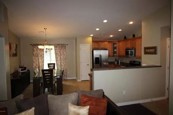 Sahuarita, AZ 85629,840 E Cottonwood Canyon Place