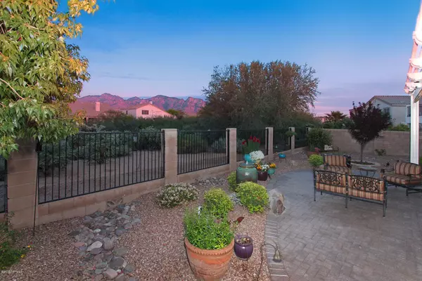 Oro Valley, AZ 85755,371 W Sacaton Canyon Drive