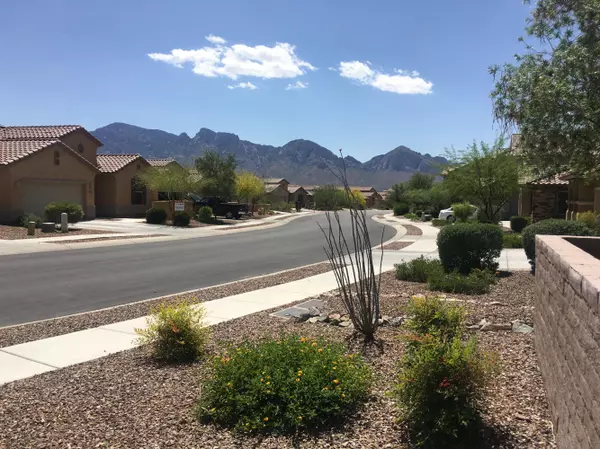 Oro Valley, AZ 85755,12963 N Camino Vieja Rancheria