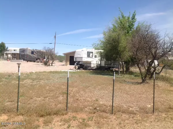 17260 W 3rd W Street, Arivaca, AZ 85601