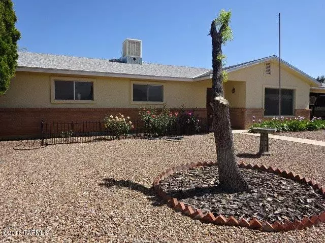 Benson, AZ 85602,890 S La Mesa Circle