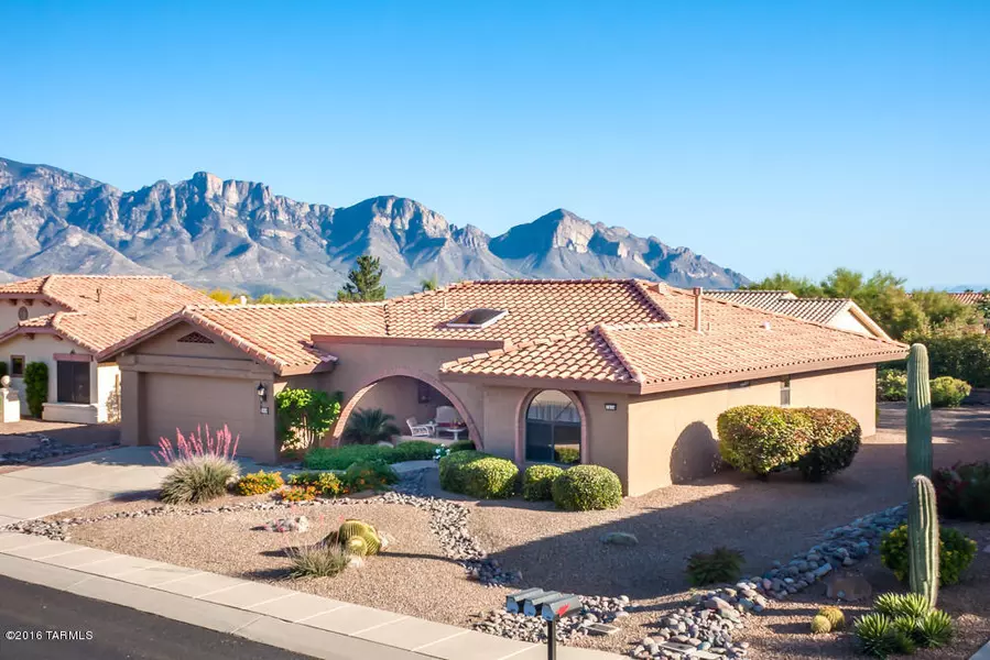 1014 E Desert Glen Drive, Oro Valley, AZ 85755