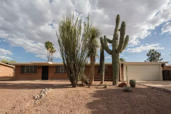 6164 E Rosewood Street, Tucson, AZ 85711