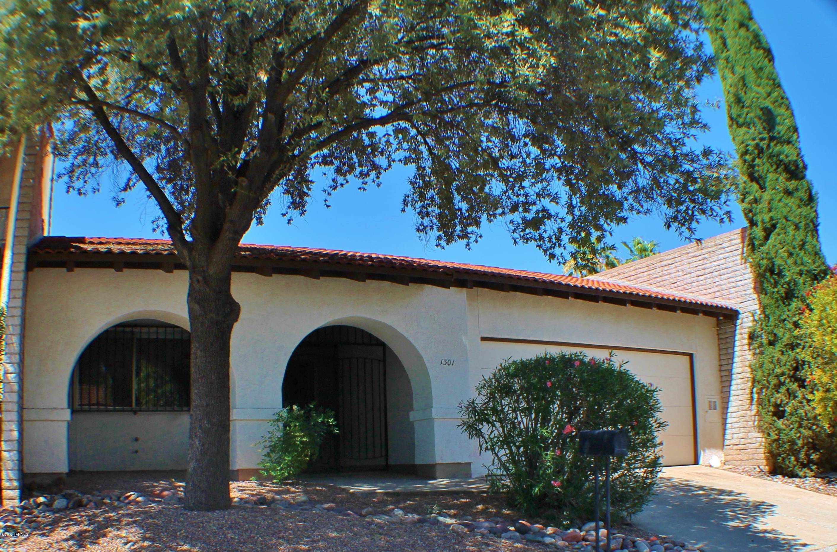 Tucson, AZ 85715,1301 N Via Ronda Oeste E
