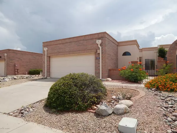 1529 W Vuelta Salvatierra, Green Valley, AZ 85622