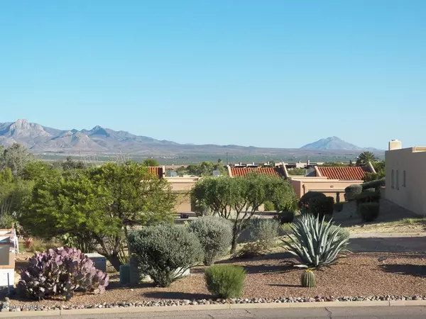 1511 W Via De Roma, Green Valley, AZ 85622