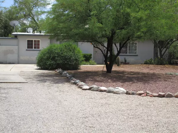 4918 E 3rd Street, Tucson, AZ 85711