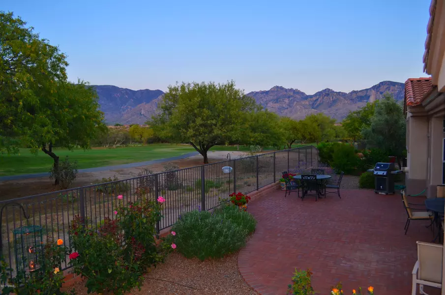 13650 N Pima Spring Way, Oro Valley, AZ 85755