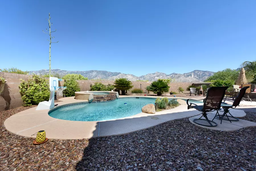 13480 N Wide View Drive, Oro Valley, AZ 85755