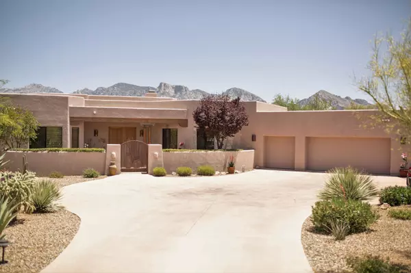 Oro Valley, AZ 85755,455 W Coyote Moon Place