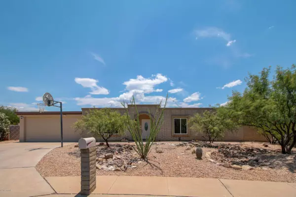 Tucson, AZ 85710,9442 E Lorain Place