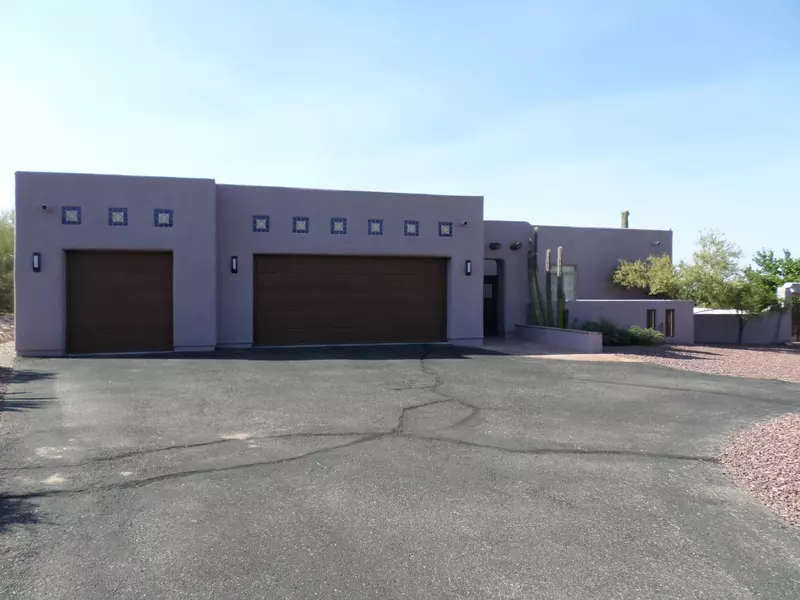 1541 N Coral Bells Drive, Tucson, AZ 85745