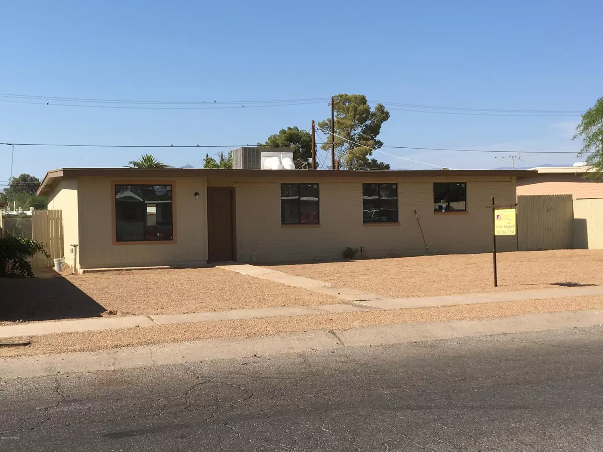 Tucson, AZ 85713,3515 E 32nd Street