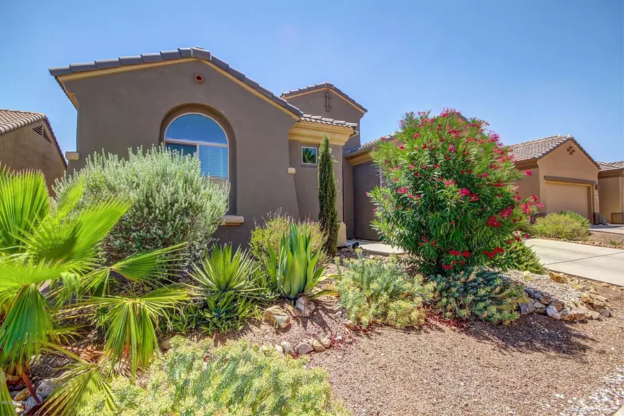 5883 S Henderson Canyon Drive, Green Valley, AZ 85622