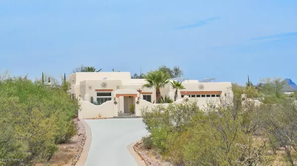 4581 N Paseo De Los Rancheros, Tucson, AZ 85745