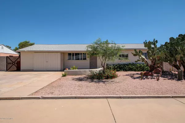 426 E McMillan Drive, Tucson, AZ 85705