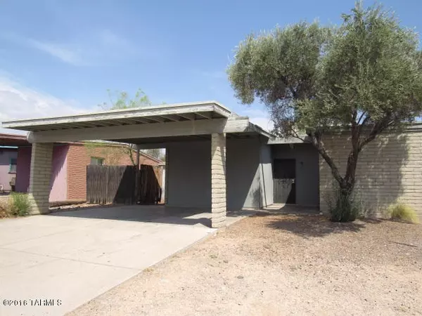 6974 N Asterion Lane, Tucson, AZ 85741