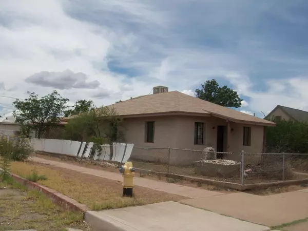 851 E 16th Street, Douglas, AZ 85607