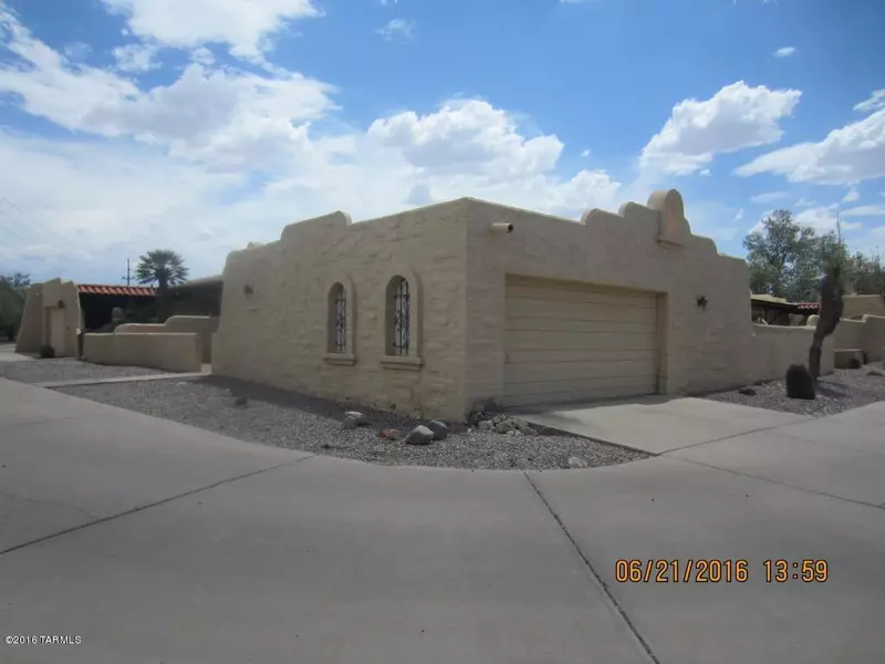 600 W Placita Nueva, Green Valley, AZ 85614