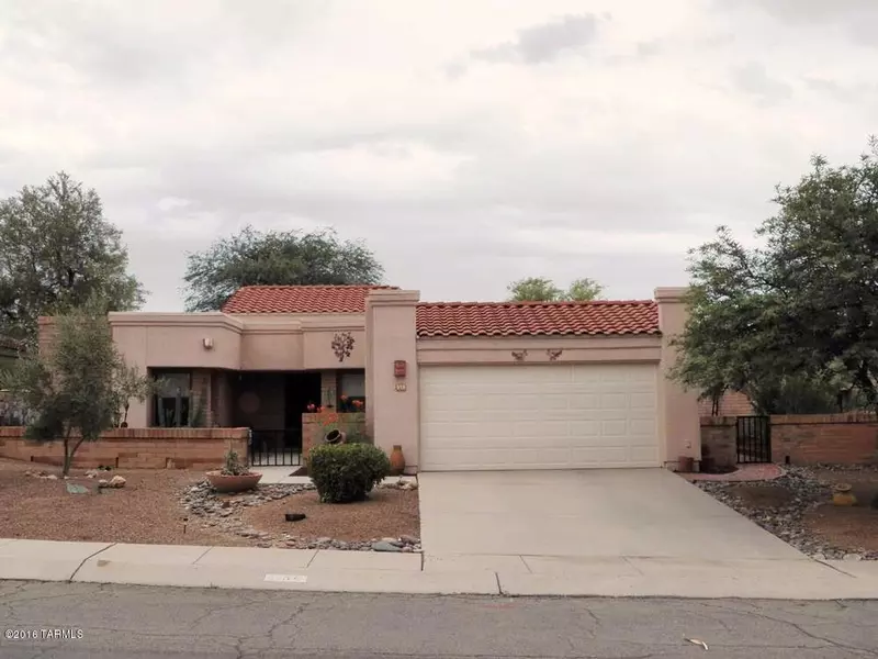 970 W Rio Zuni, Green Valley, AZ 85614