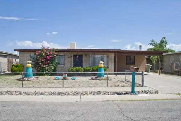 2351 E Wedwick Street, Tucson, AZ 85706