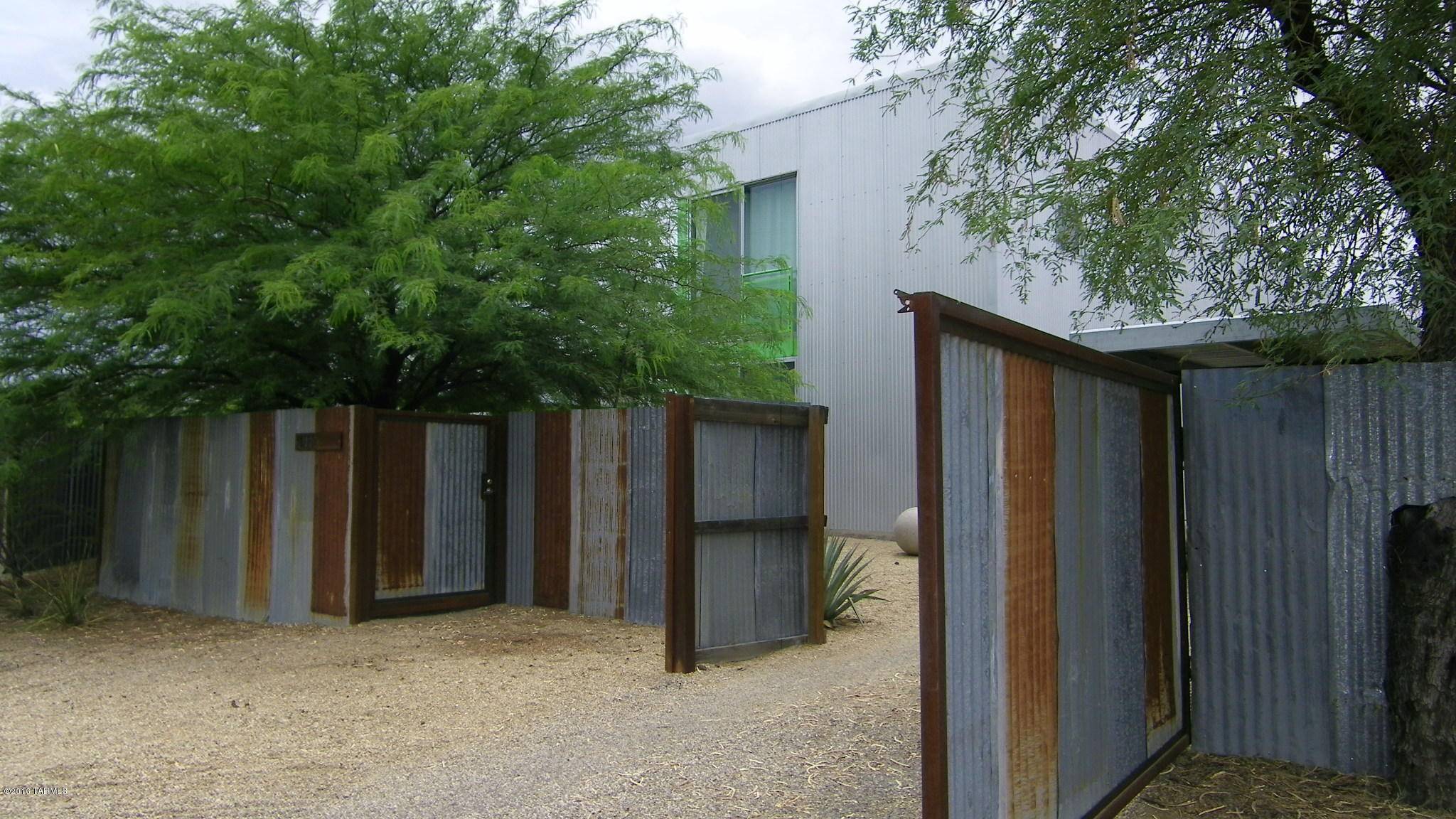 1030 E 17th Street, Tucson, AZ 85719