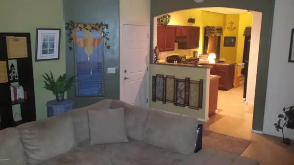 Sahuarita, AZ 85629,60 N Lookout Knob Drive