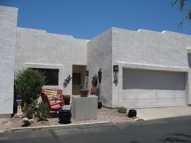 6141 W Red Sky Circle, Tucson, AZ 85713