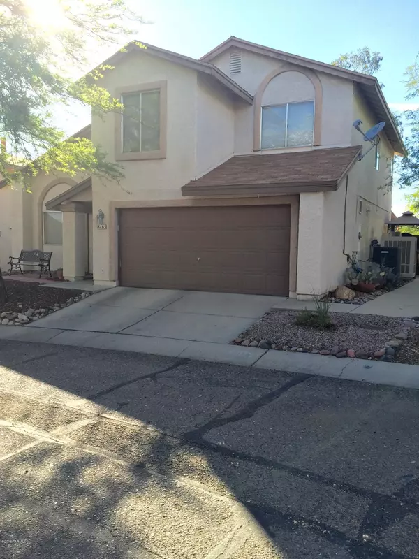 Tucson, AZ 85741,8165 N Streamside AvenueN