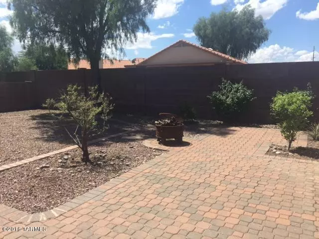 Tucson, AZ 85745,2395 W Silverbell Oasis Way