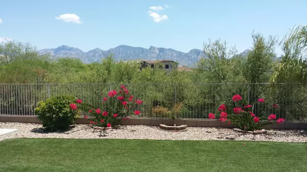 Oro Valley, AZ 85755,1061 W Garden Grove Drive