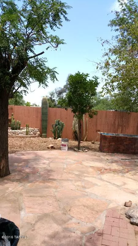 Tucson, AZ 85705,4982 N Casas Serenas Drive